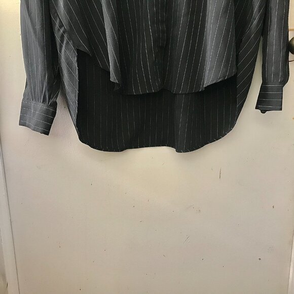 Women's Express Boyfriend Portofino Button-down Navy Shirt - Size XL (NWT) - Picture 4 of 5